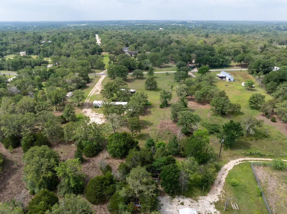 327 Teal Lake Drive Caldwell, TX 77836
