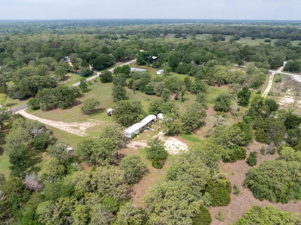 327 Teal Lake Drive Caldwell, TX 77836