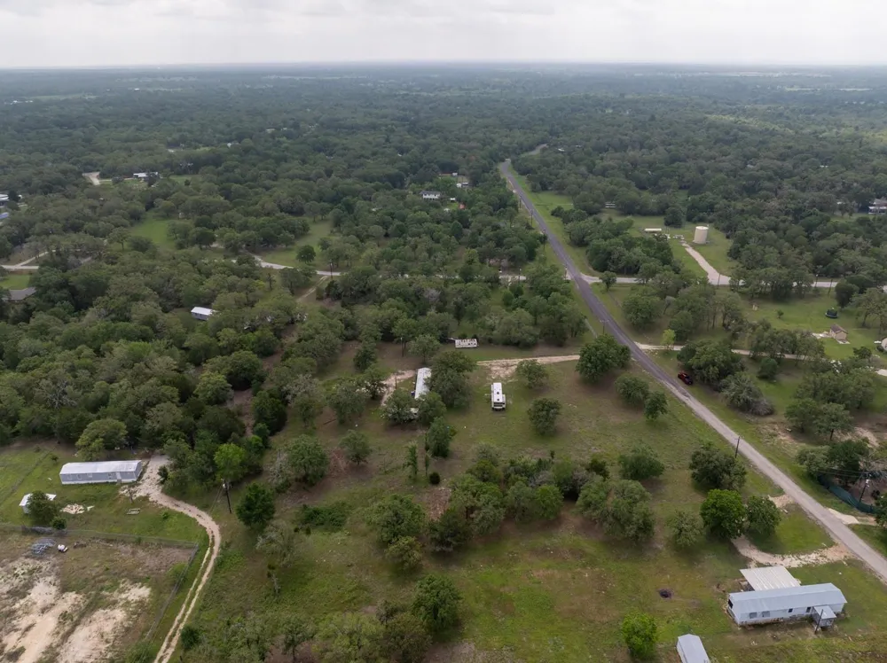 327 Teal Lake Drive Caldwell, TX 77836