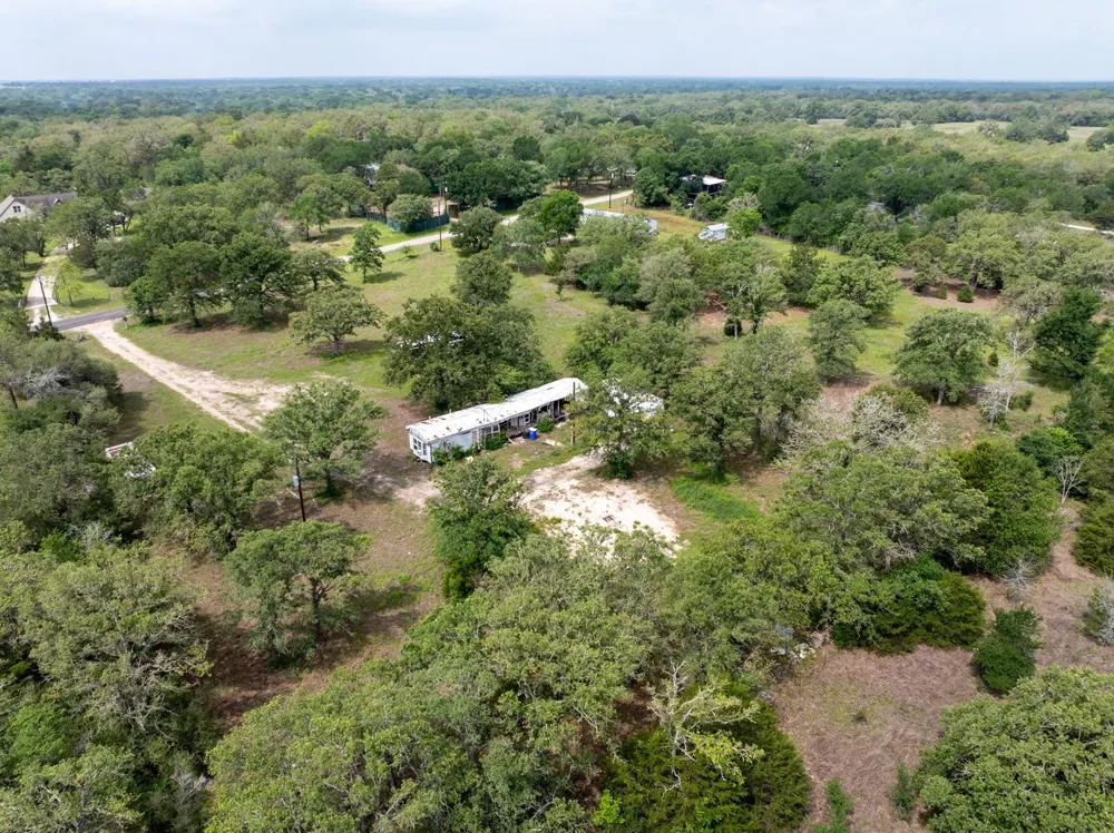 327 Teal Lake Drive Caldwell, TX 77836