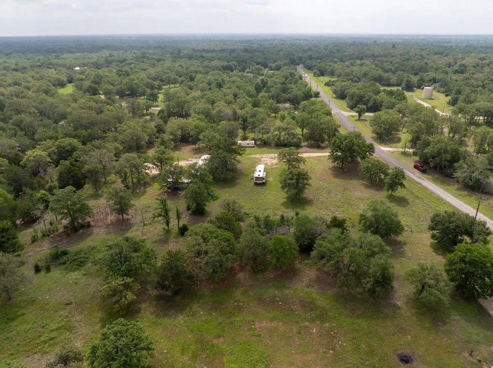 327 Teal Lake Drive Caldwell, TX 77836