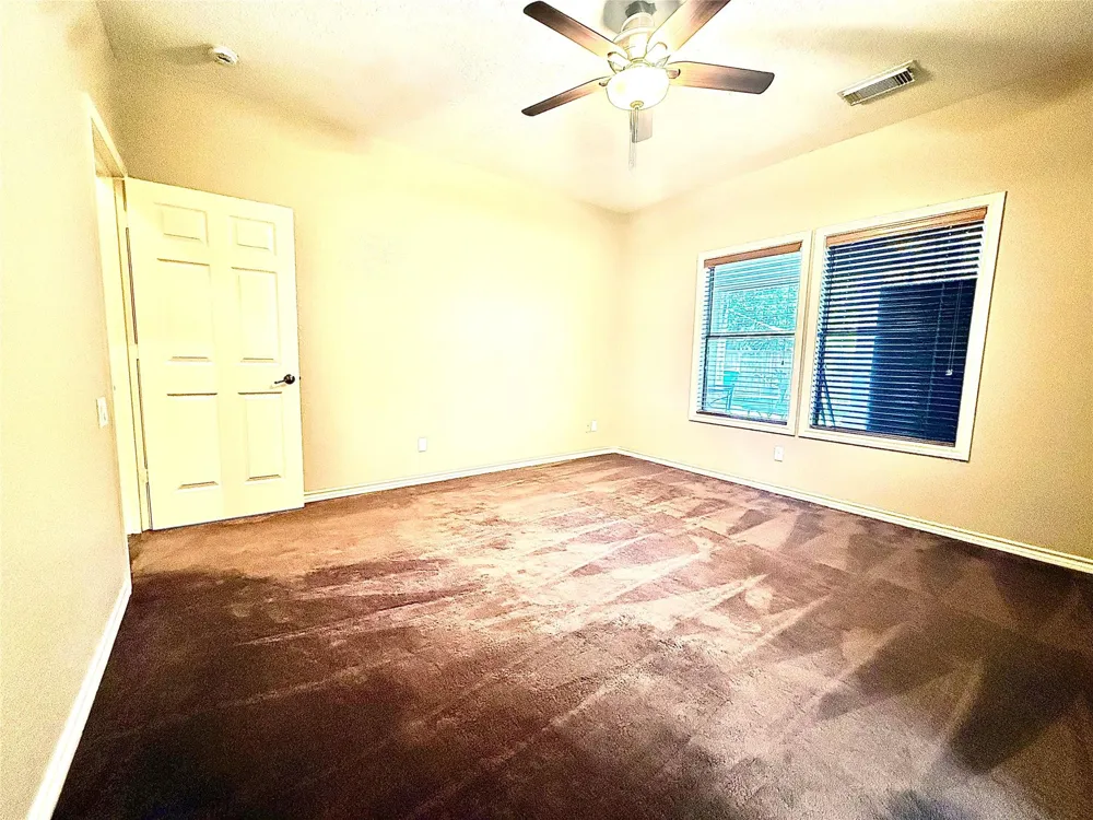 3040 Bayshore Drive #3 Bacliff, TX 77518