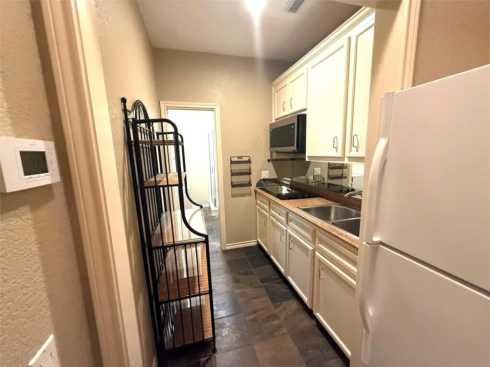 3040 Bayshore Drive #3 Bacliff, TX 77518