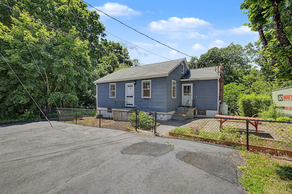 121 Putnam Drive Carmel, NY 10512