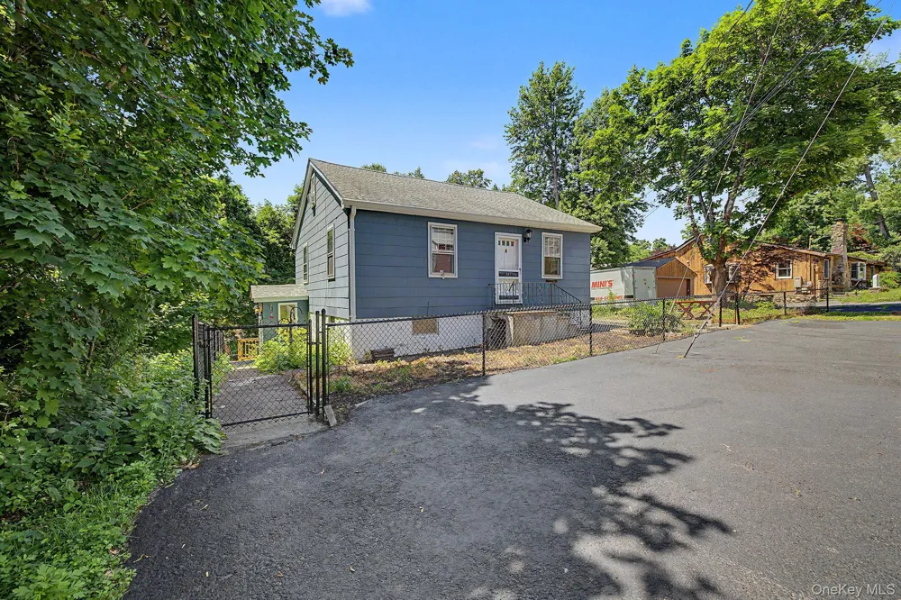 121 Putnam Drive Carmel, NY 10512