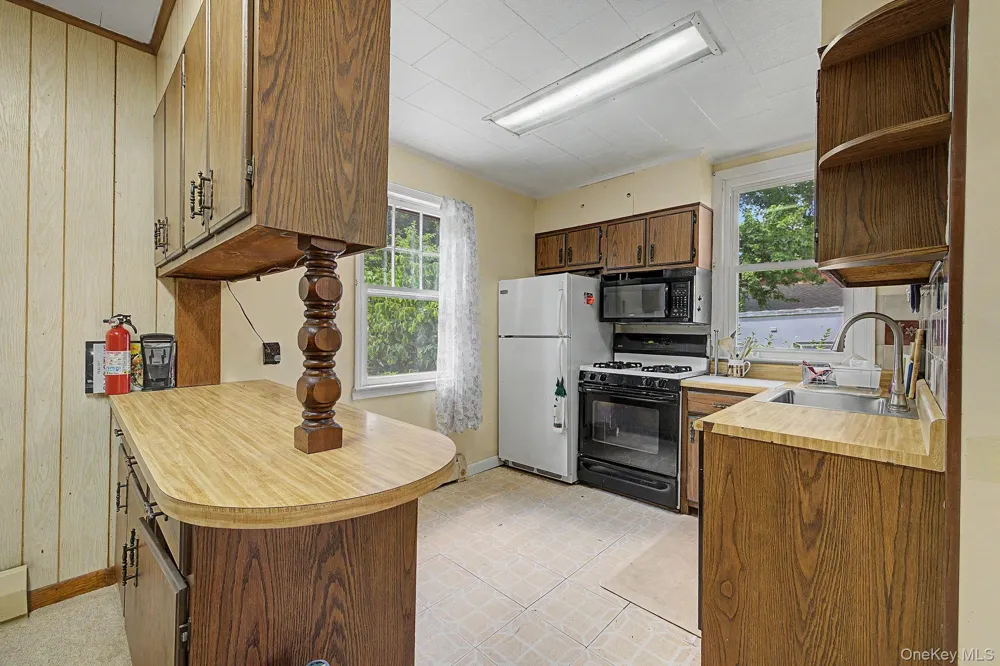 121 Putnam Drive Carmel, NY 10512