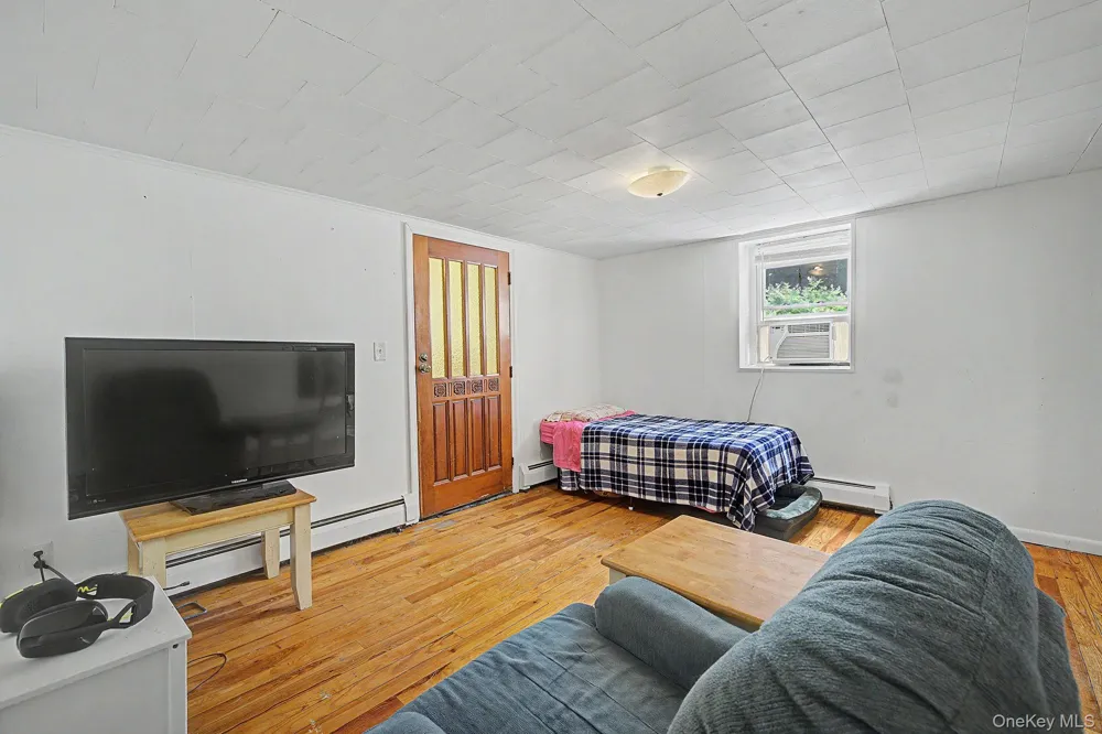 121 Putnam Drive Carmel, NY 10512