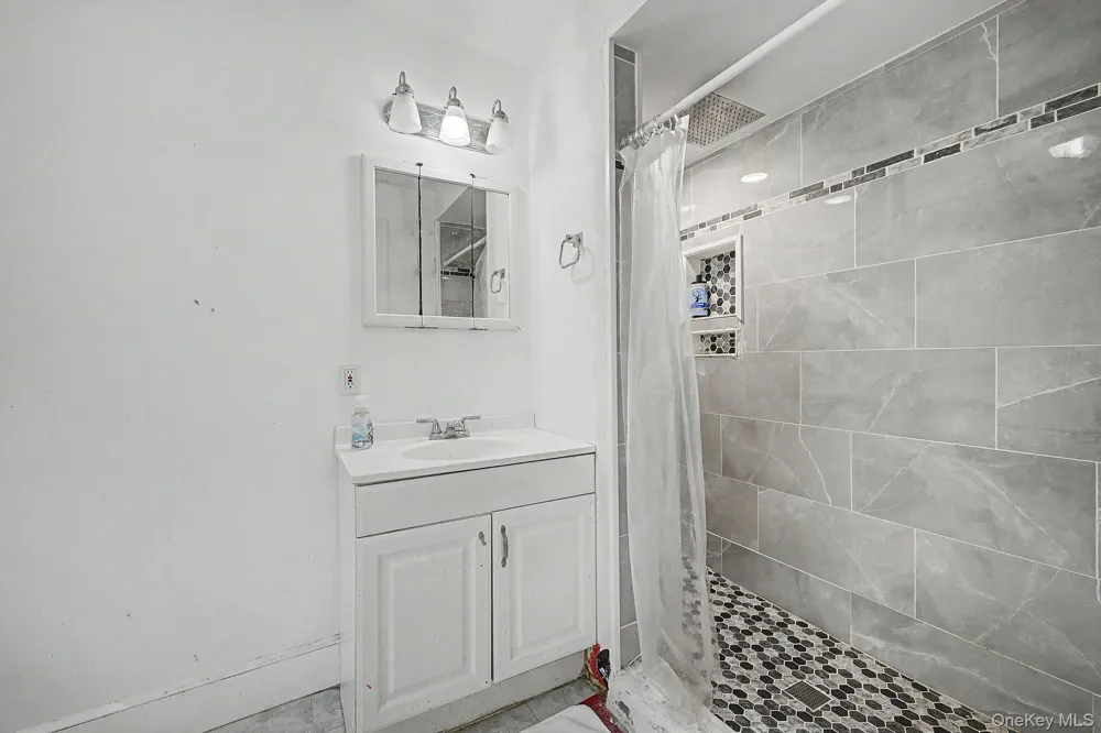 121 Putnam Drive Carmel, NY 10512
