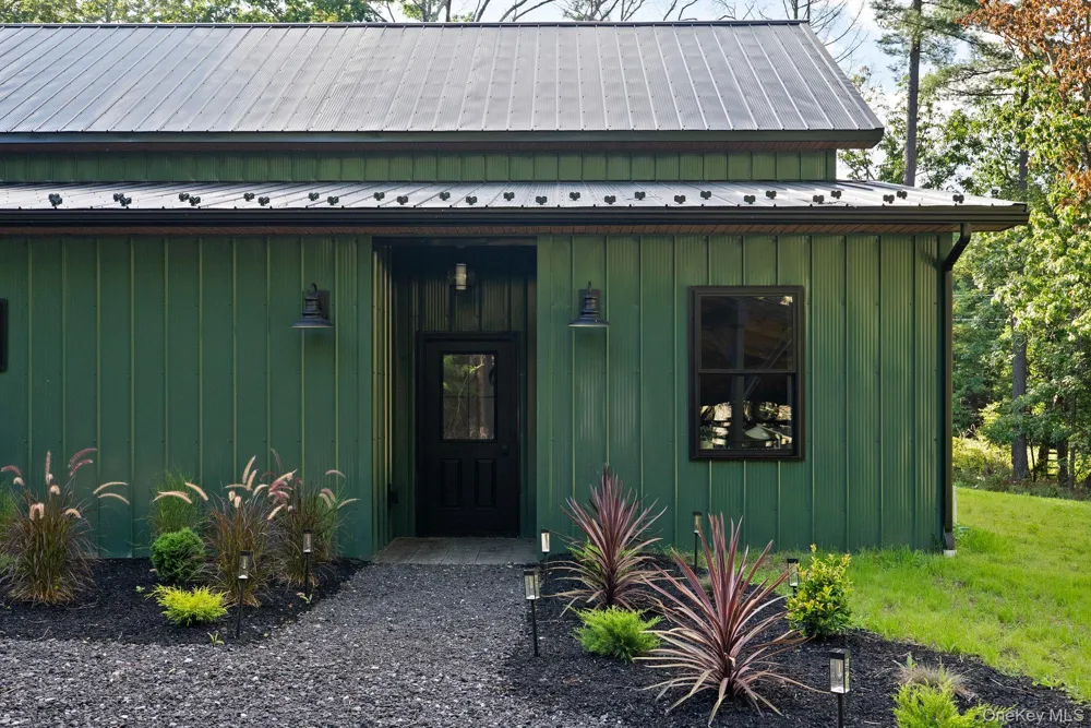 13 Teradon Road Rochester, NY 12404
