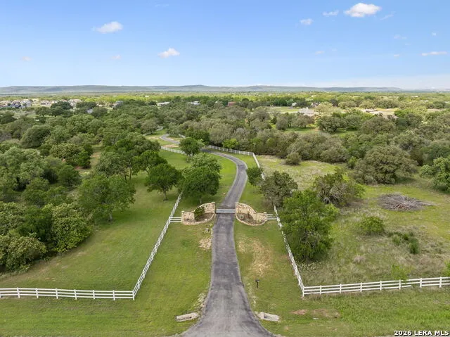 1450 FM 2342 Kingsland, TX 78639