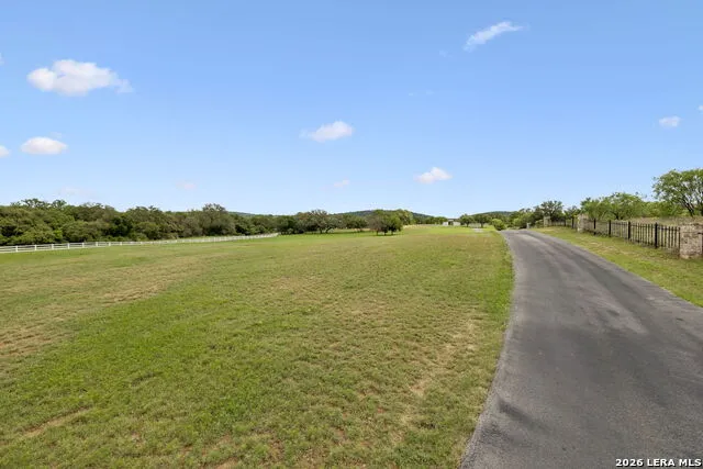 1450 FM 2342 Kingsland, TX 78639