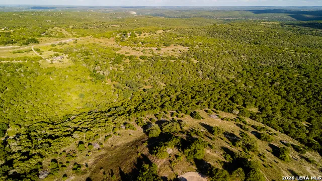 189 Camp Fire TRL W Hunt, TX 78024