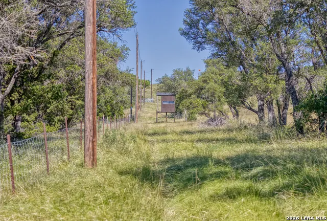 932 Wofford Rd London, TX 76854