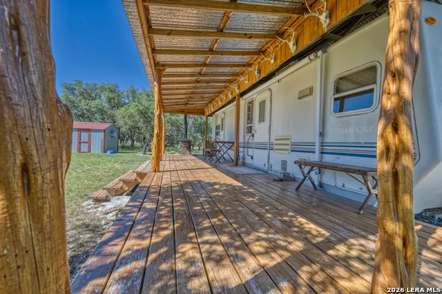 932 Wofford Rd London, TX 76854