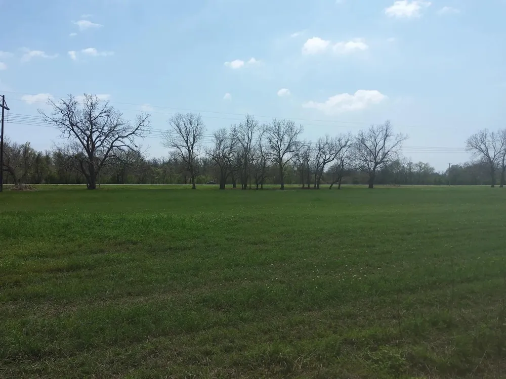 1 Fm 521 Angleton, TX 77515
