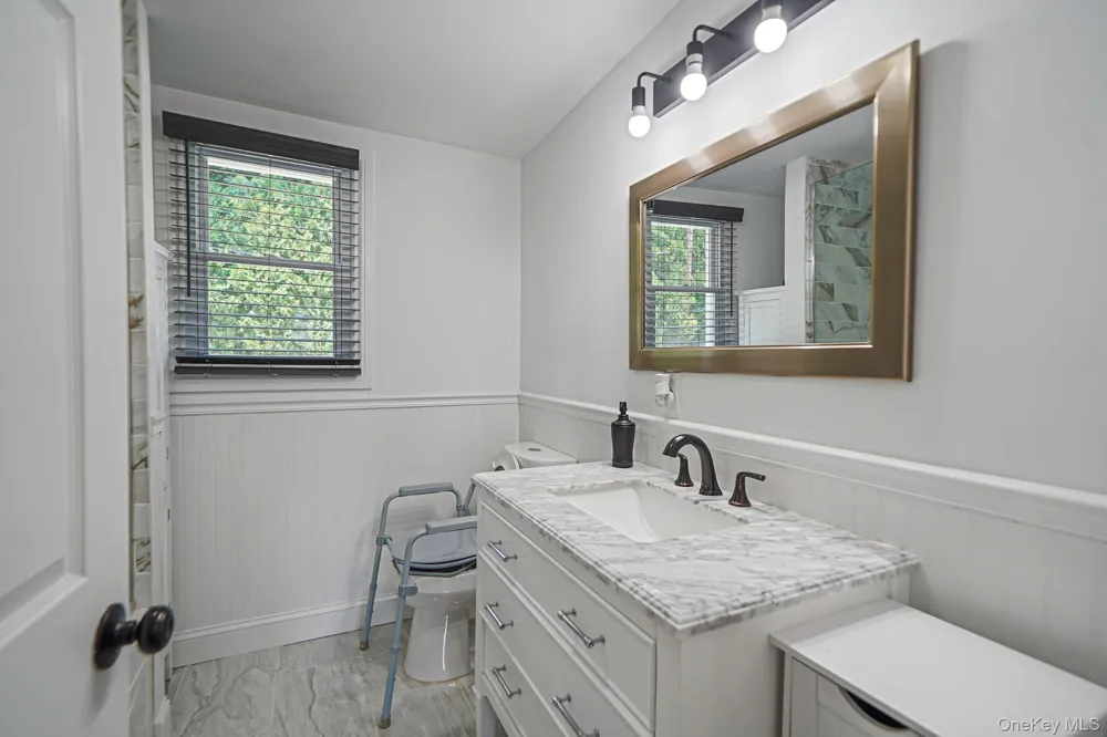 25 Cherry Lane Wading River, NY 11792