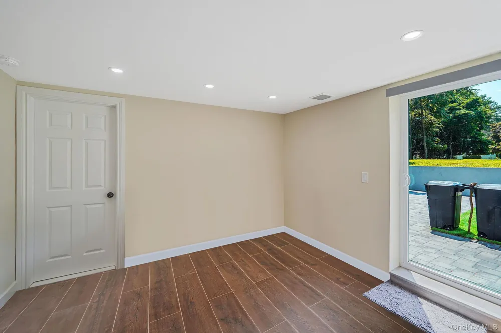25 Cherry Lane Wading River, NY 11792