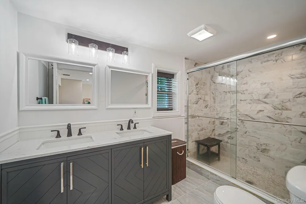 25 Cherry Lane Wading River, NY 11792