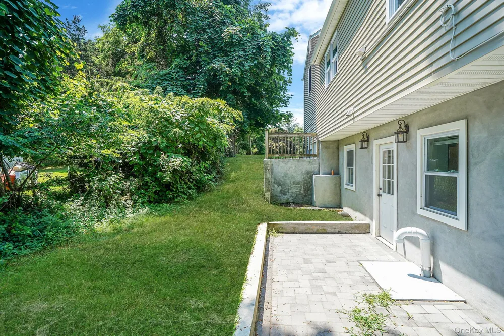 25 Cherry Lane Wading River, NY 11792