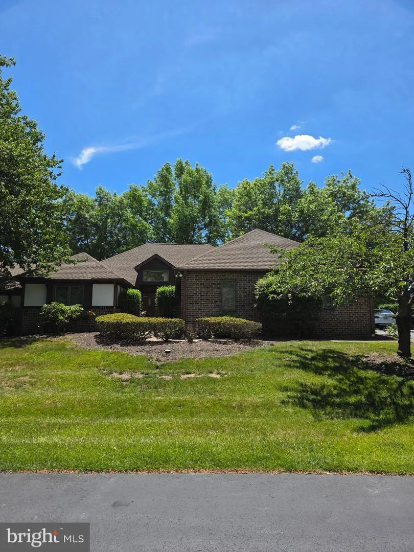4085 GREYSTONE DRIVE Harrisburg, PA 17112