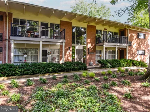 3421 UNIVERSITY BOULEVARD W #3421-2