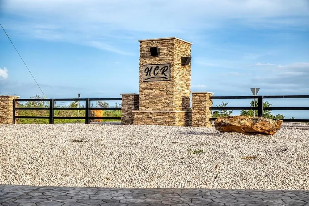 10 Hargrove Lane Washington, TX 77880