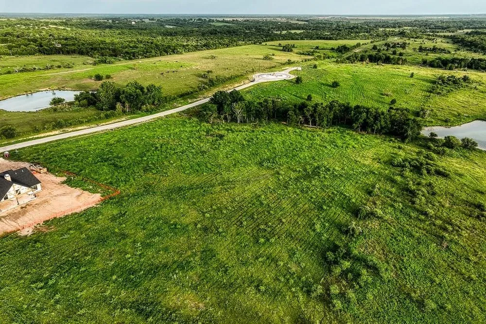 9 Hargrove Lane Washington, TX 77880