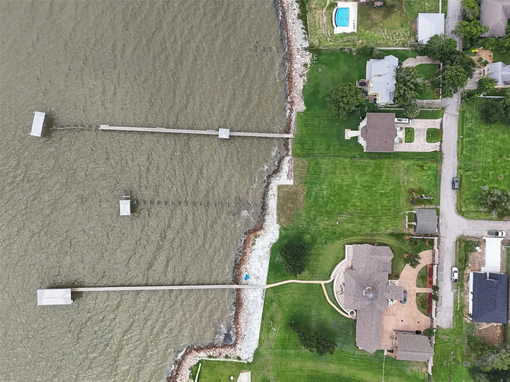 1714 Roscoe Street La Porte, TX 77571