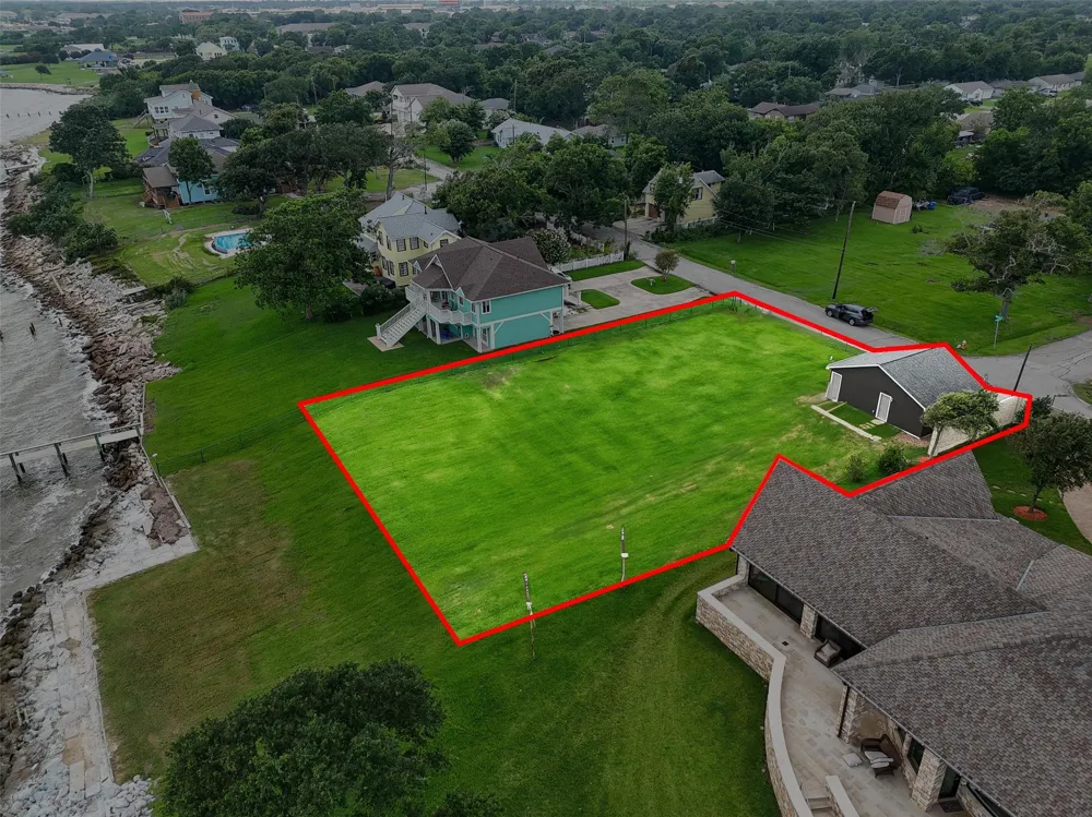 1714 Roscoe Street La Porte, TX 77571