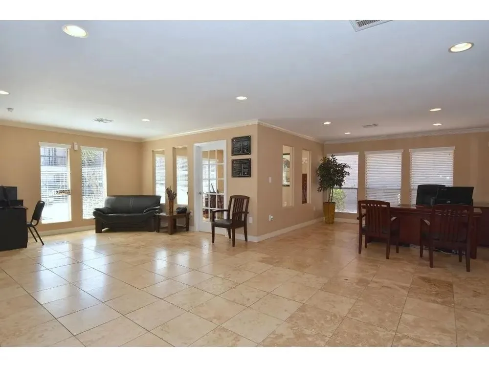 17310 Keith Harrow Boulevard #902 Houston, TX 77084