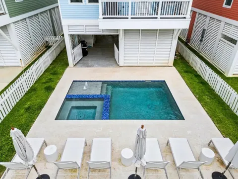 11372 Starfish Drive