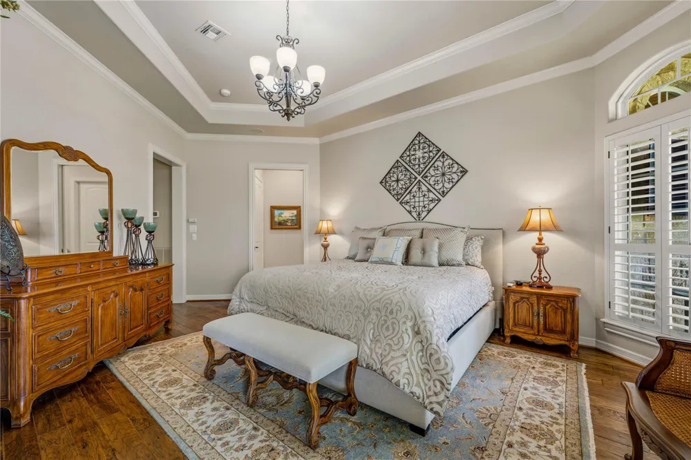 202 W North Street Weimar, TX 78962