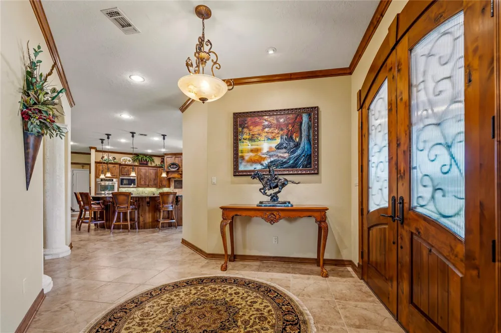 202 W North Street Weimar, TX 78962