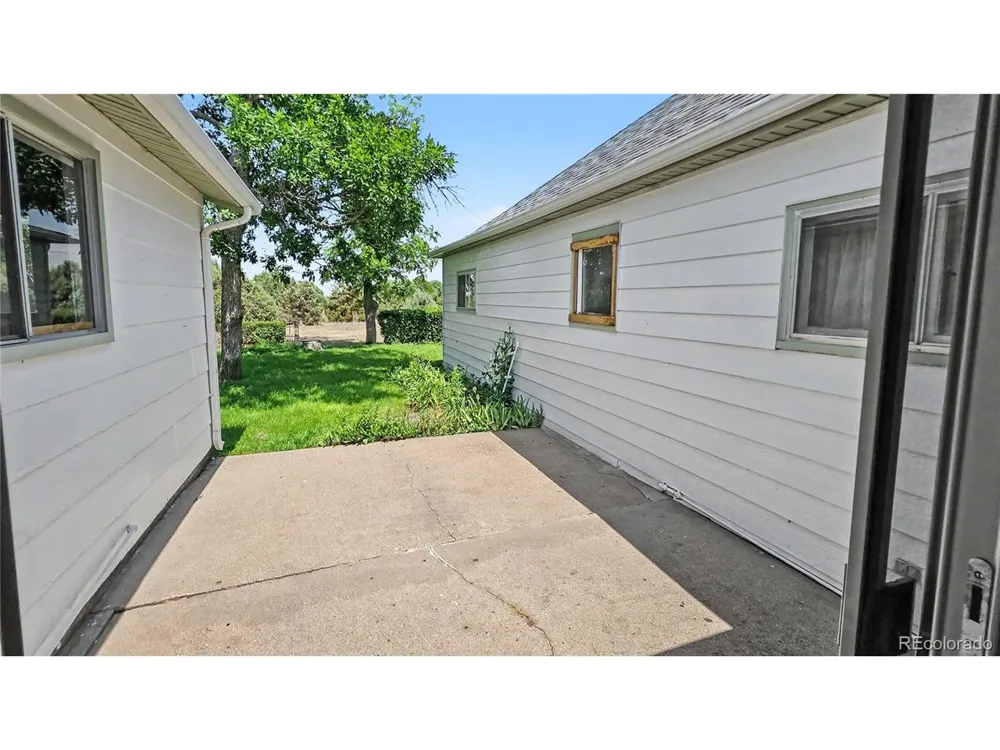 200 E 10th Street Julesburg, CO 80737