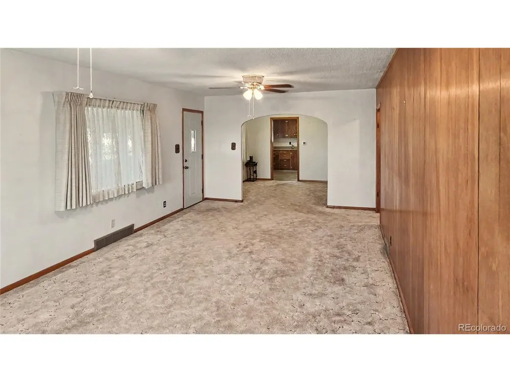200 E 10th Street Julesburg, CO 80737