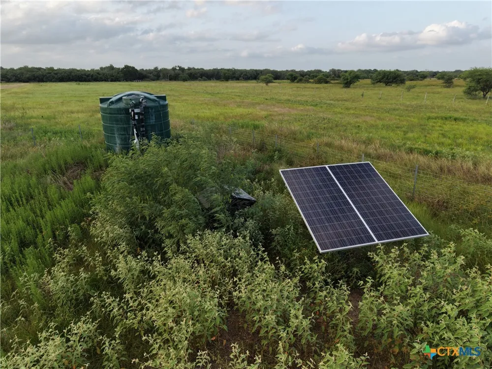 County Road 18 61.46 Acres Tract 2 & 3 Hallettsville, TX 77964
