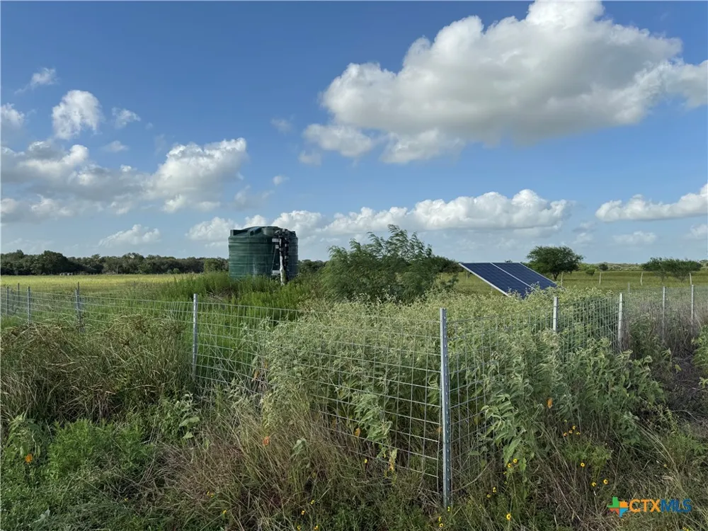 County Road 18 61.46 Acres Tract 2 & 3 Hallettsville, TX 77964