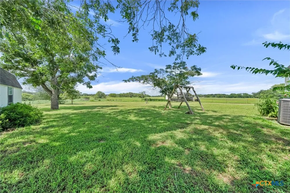 14858 Fm 1322 Luling, TX 78648