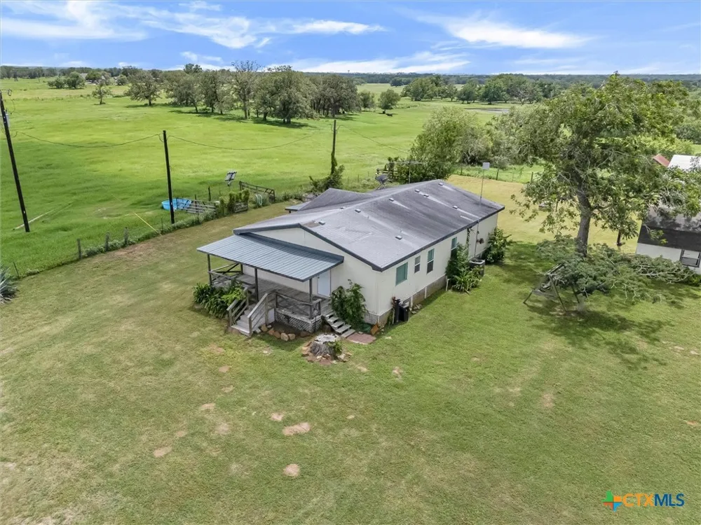 14858 Fm 1322 Luling, TX 78648