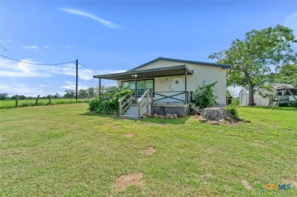 14858 Fm 1322 Luling, TX 78648