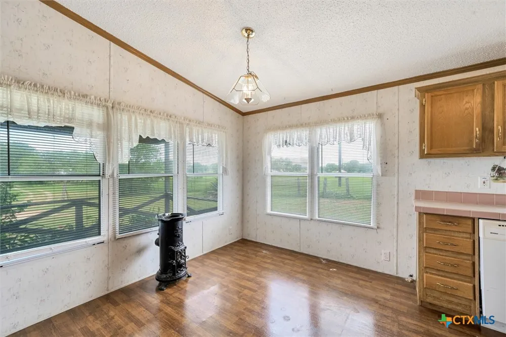 14858 Fm 1322 Luling, TX 78648