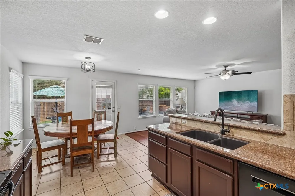 624 Cotton Patch Schertz, TX 78154
