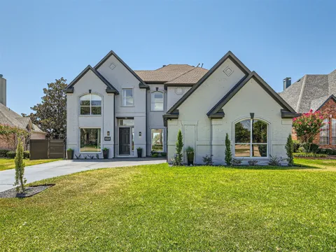 1323 Bradford Drive