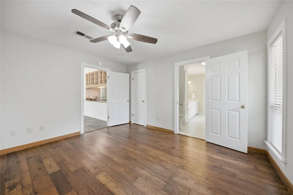 1017 Buescher Road Columbus, TX 78934