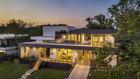4811 Timberline Drive