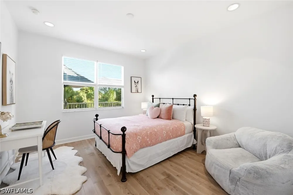 Guadelupe Drive Naples, FL 34119