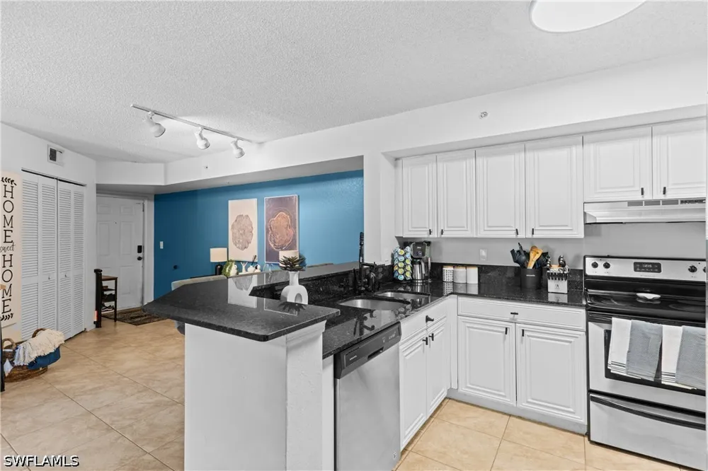 Ibis Club Drive #204 Naples, FL 34104