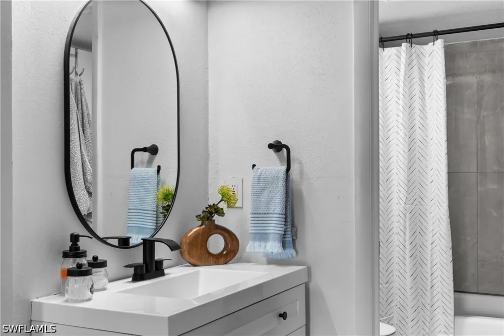Ibis Club Drive #204 Naples, FL 34104