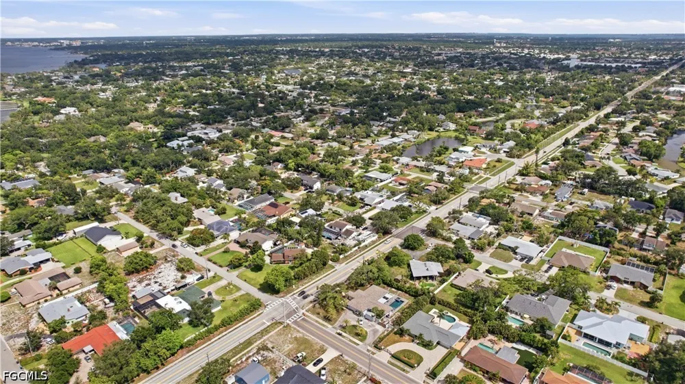 16th Avenue NW Bradenton, FL 34209