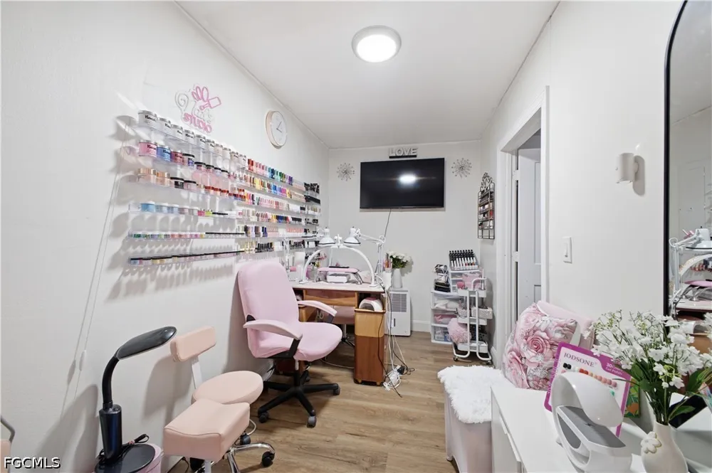 16th Avenue NW Bradenton, FL 34209
